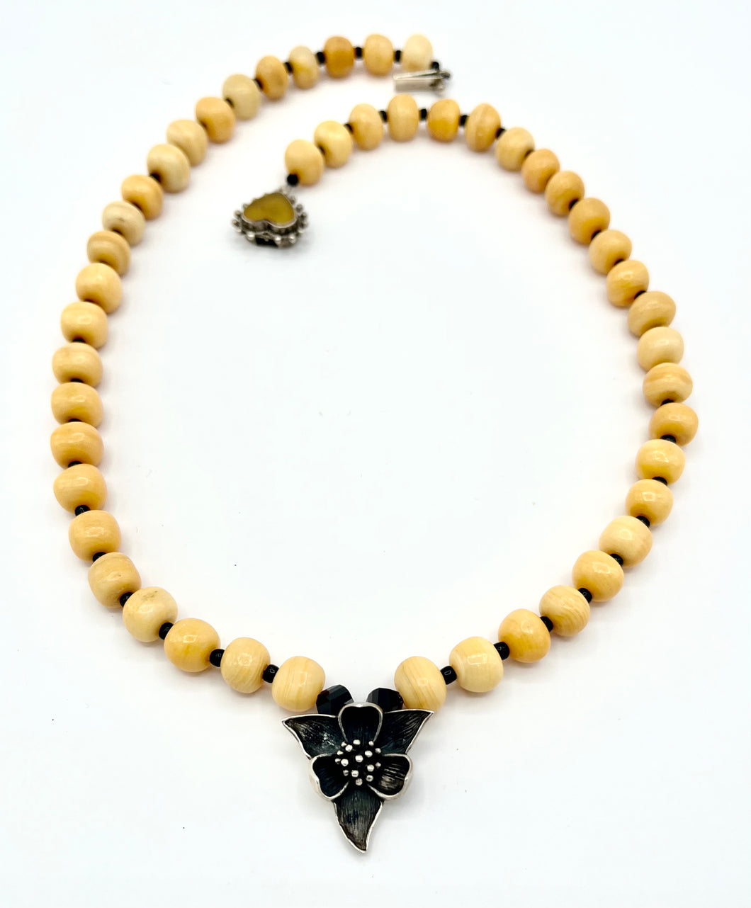 Smooth Operator- Buttery Colored Amber Necklace